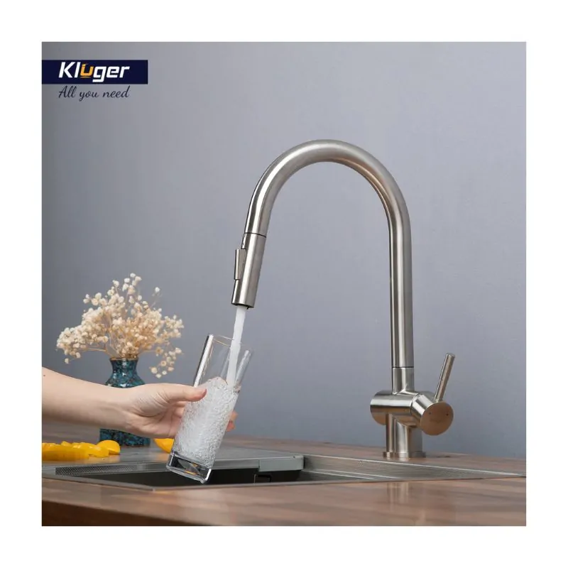 Vòi rửa bát nóng lạnh Kluger KLF0008S có dây rút 7 Ảnh rửa chén Kluger KLF0008S có dây rút