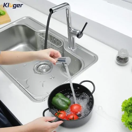 Vòi rửa bát nóng lạnh Kluger KLF0001C có dây rút 14 Ảnh rửa hoa quả Kluger KLF0001C có dây rút