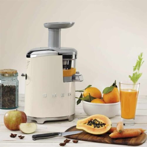 Máy ép chậm trái cây Smeg SJF01CREU Cream 11 Hình ảnh máy ép chậm trái cây Smeg SJF01CREU Cream