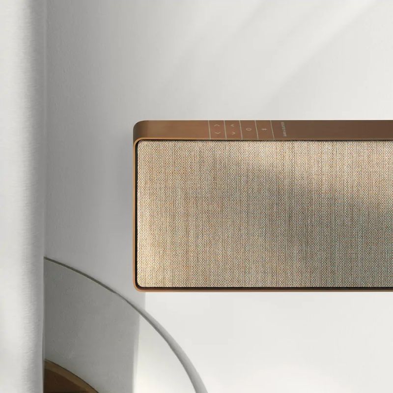 Loa Bluetooth B&O Beosound Stage Bronze 6 Hình Ảnh Loa Bluetooth B&O Beosound Stage Bronze