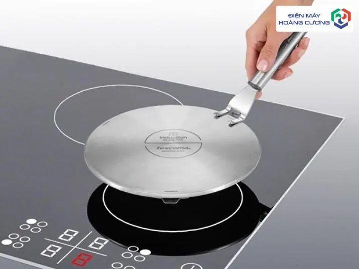 Nồi Đất Nấu Bếp Từ: 2 Giải Pháp Giữ Trọn Vị Ngon Truyền Thống Trên Bếp Hiện Đại 3 Đế chuyển nhiệt cho bếp từ