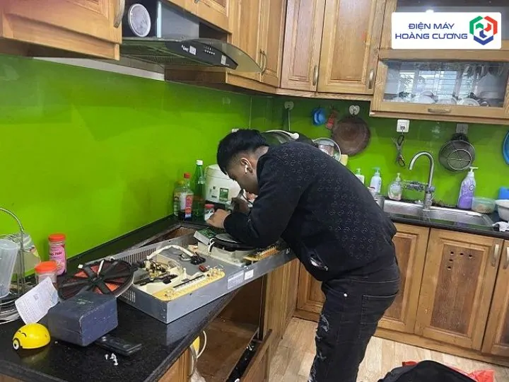 Dịch vụ sửa bếp từ tại Hà Nội nhanh chóng, giá rẻ, uy tín 1 Dịch vụ sủa bếp từ tại hà lội với các lỗi