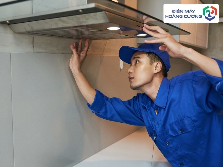 Thay Bo Mạch Bếp Từ Giá Rẻ - Linh Kiện Chính Hãng - Uy Tín Nhất 2025 7 Đội ngũ kỹ thuật viên chuyên nghiệp