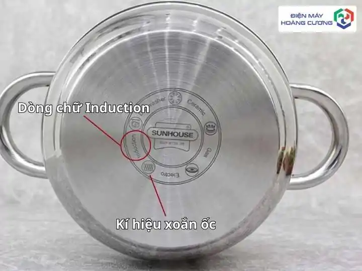 Bếp từ Bosch dùng nồi gì? 3 Nguyên tắc chọn nồi "chuẩn" chuyên gia khuyên dùng 6 Dòng chữ Induction và ký hiệu lò xo dưới đáy nồi