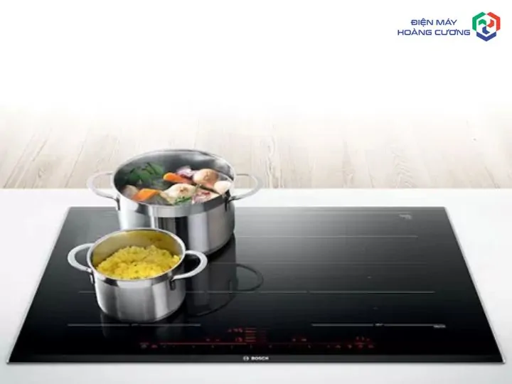 Tổng Hợp Kích Thước Bếp Từ Bosch Chuẩn Nhất & Hướng Dẫn Lắp Đặt 2025 1 Kích thước bếp từ Bosch trong gian bếp