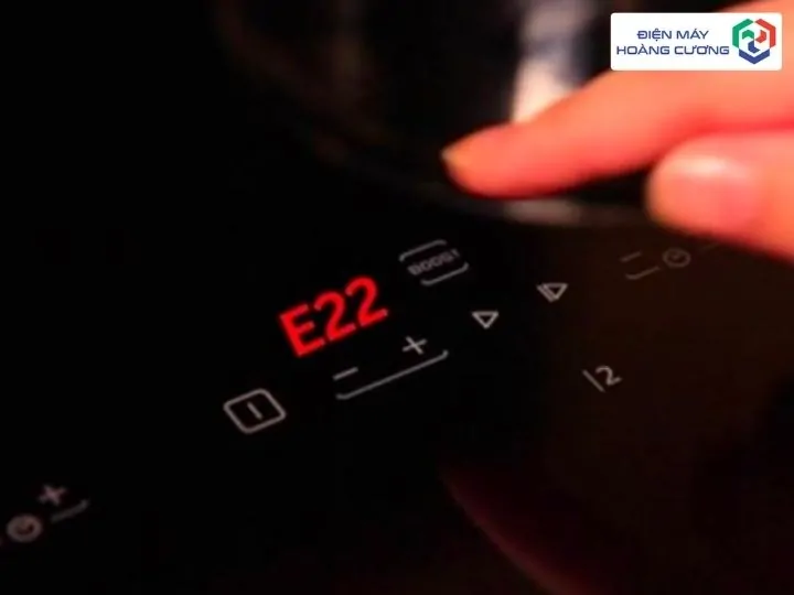 Bếp từ Bosch báo lỗi E: 12 mã lỗi và cách khắc phục chi tiết nhất 4 Mã lỗi E22/Er22 trên bếp từ Bosch
