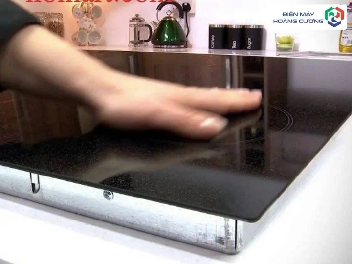 Top Bếp Từ Belling Nhập Khẩu Anh Quốc Đáng Mua Nhất 2026 9 Bếp từ Belling dễ vệ sinh