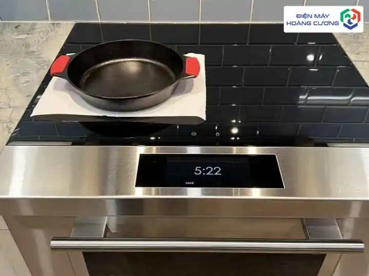 Top 3 Bếp Từ Wolf Nhập Khẩu Mỹ Đáng Mua Nhất 2026 3 Mặt kính bếp từ Wolf