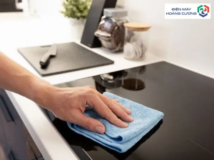 Địa Chỉ Mua Bếp Từ Junger Uy Tín Tại Quảng Ninh & Top 8 Sản Phẩm Đáng Mua Nhất 5 vệ sinh bếp từ Junger đúng cách