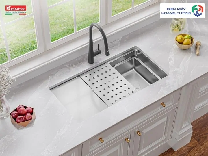 Chậu rửa Konox trong gian bếp hiện đại