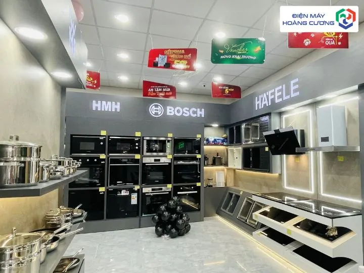 Top 8 Địa Chỉ Mua Lò Nướng Bosch Uy Tín Tại Quảng Ninh Tốt Nhất 2 Gian hàng lò nướng Bosch điện máy Hoàng Cương Quảng Ninh