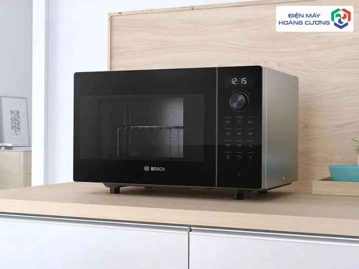 lò vi sóng Bosch trong gian bếp